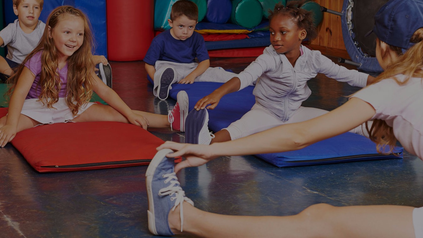 Somersaults Gymnastics Center logo